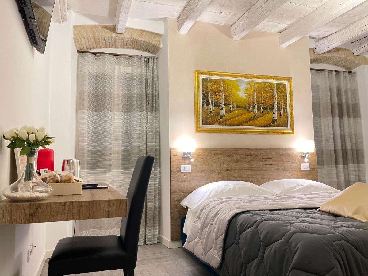 Dimora Di Charme Peschiera Del Garda Appartement Buitenkant foto