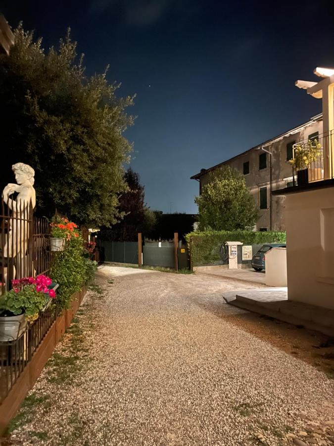 Dimora Di Charme Peschiera Del Garda Appartement Buitenkant foto